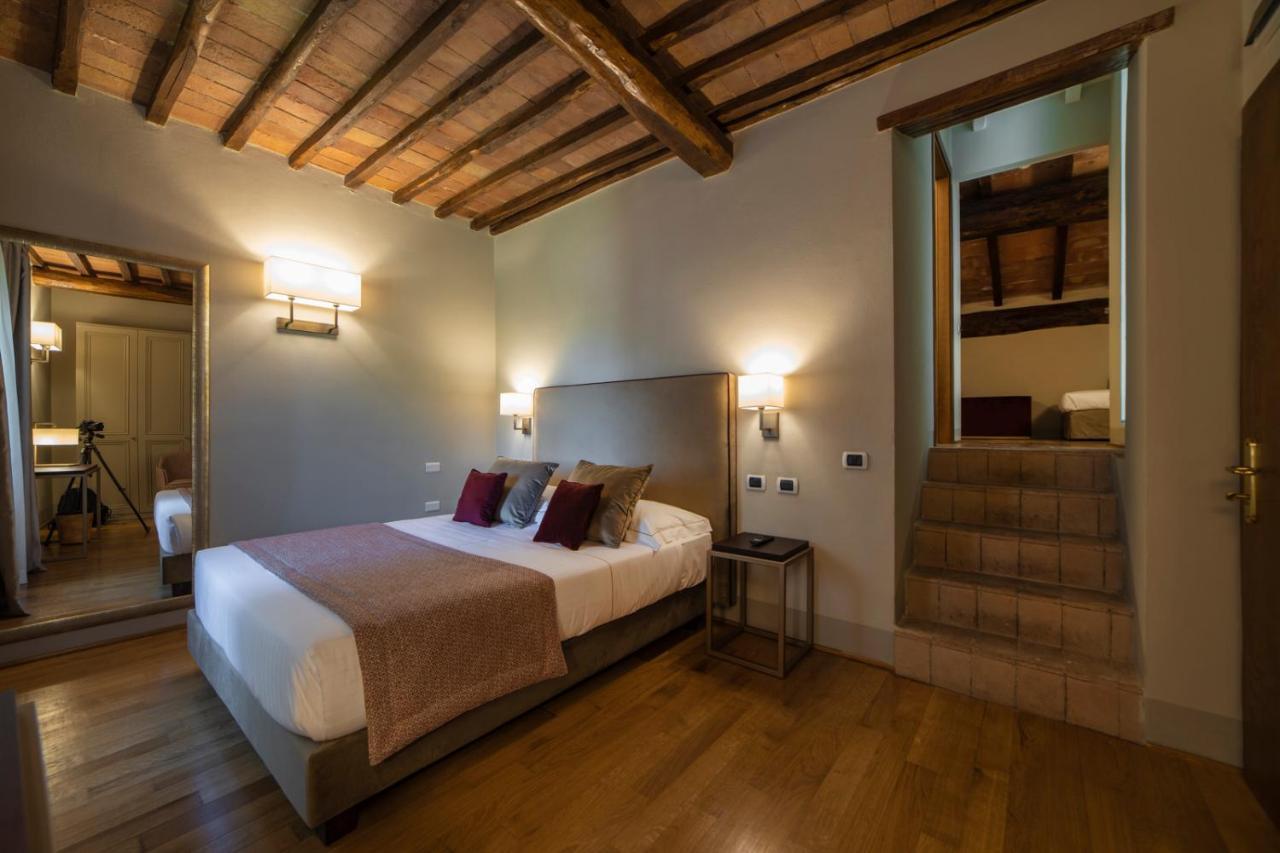 Relais Della Rovere Colle Val D'Elsa Bagian luar foto