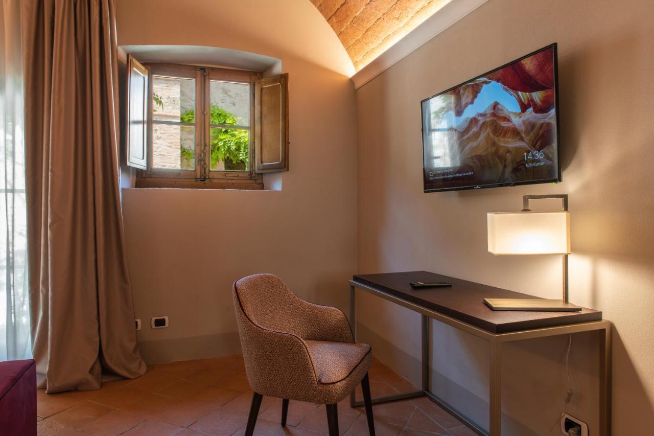 Relais Della Rovere Colle Val D'Elsa Bagian luar foto
