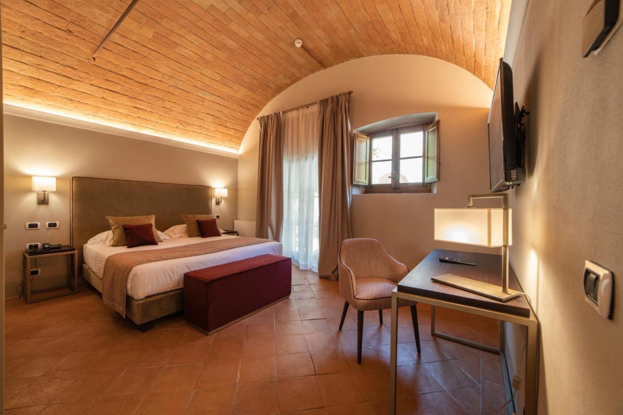 Relais Della Rovere Colle Val D'Elsa Bagian luar foto