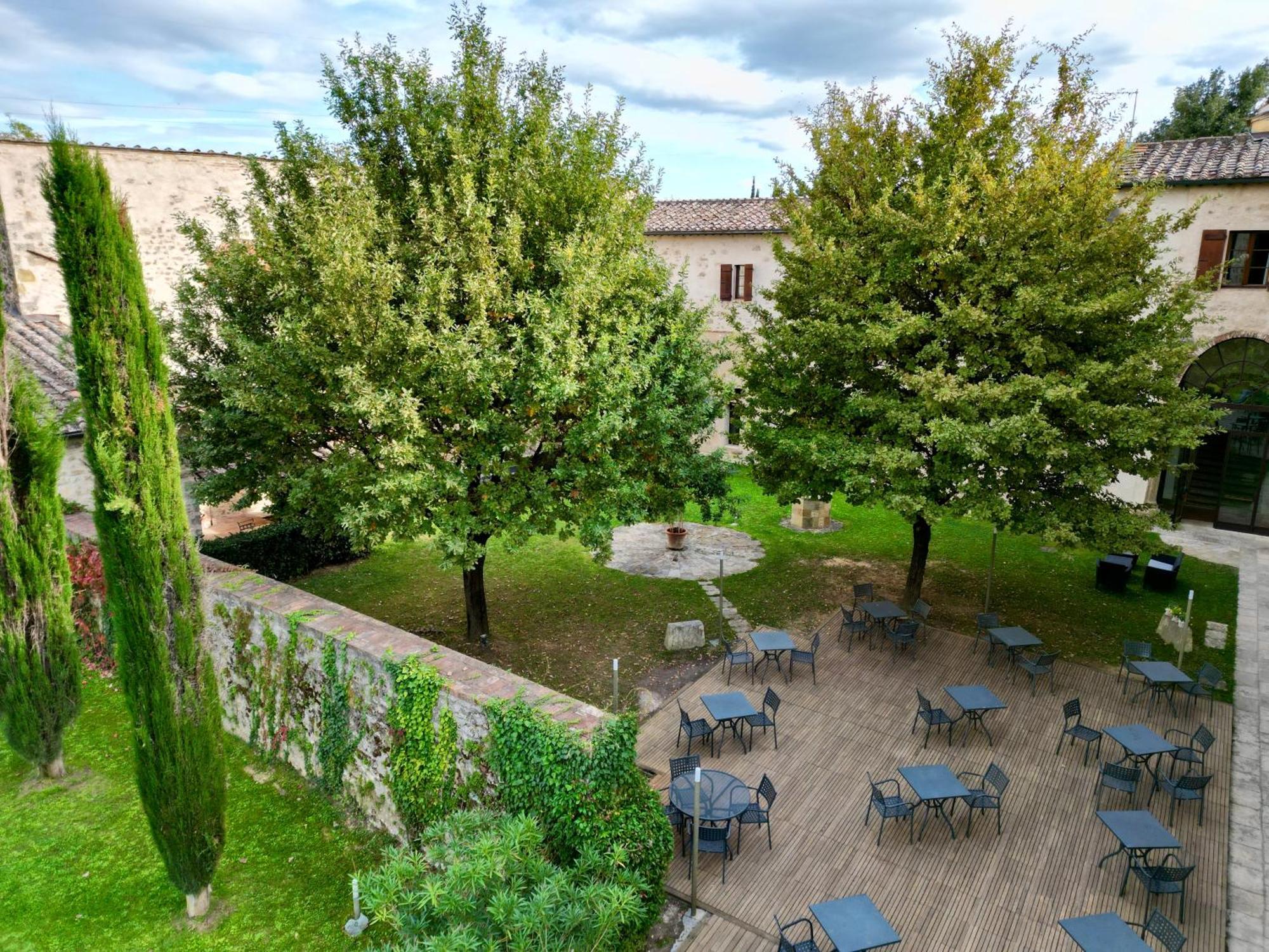 Relais Della Rovere Colle Val D'Elsa Bagian luar foto